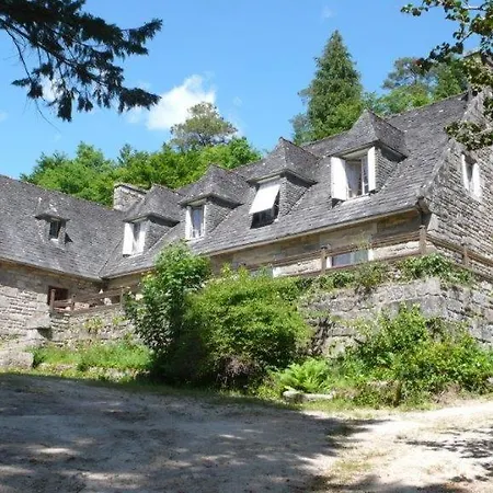 Bed and breakfast Charmes De La Foret Huelgoat